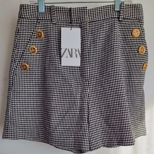 ZARA shorts Medium